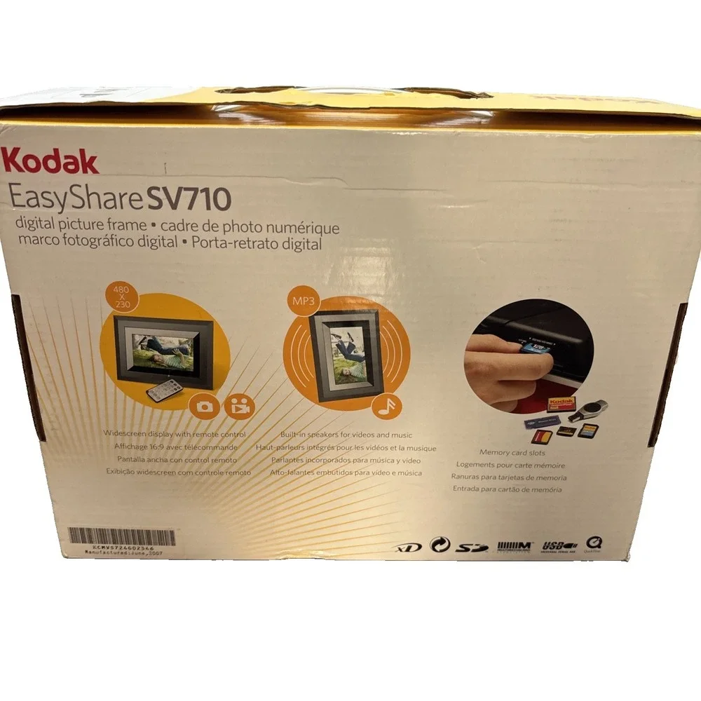 Kodak Easy Share SV710 Digital Picture 7in Frame With Remote Control (Open Box)